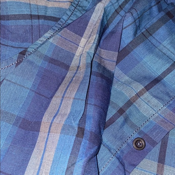 Button up ⭐️ - Picture 2 of 2